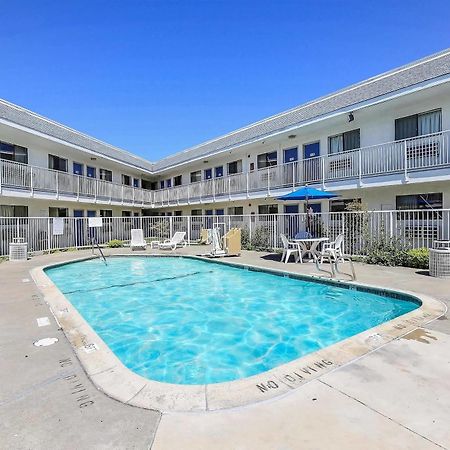 Motel 6-Oakland, Ca - Airport Экстерьер фото