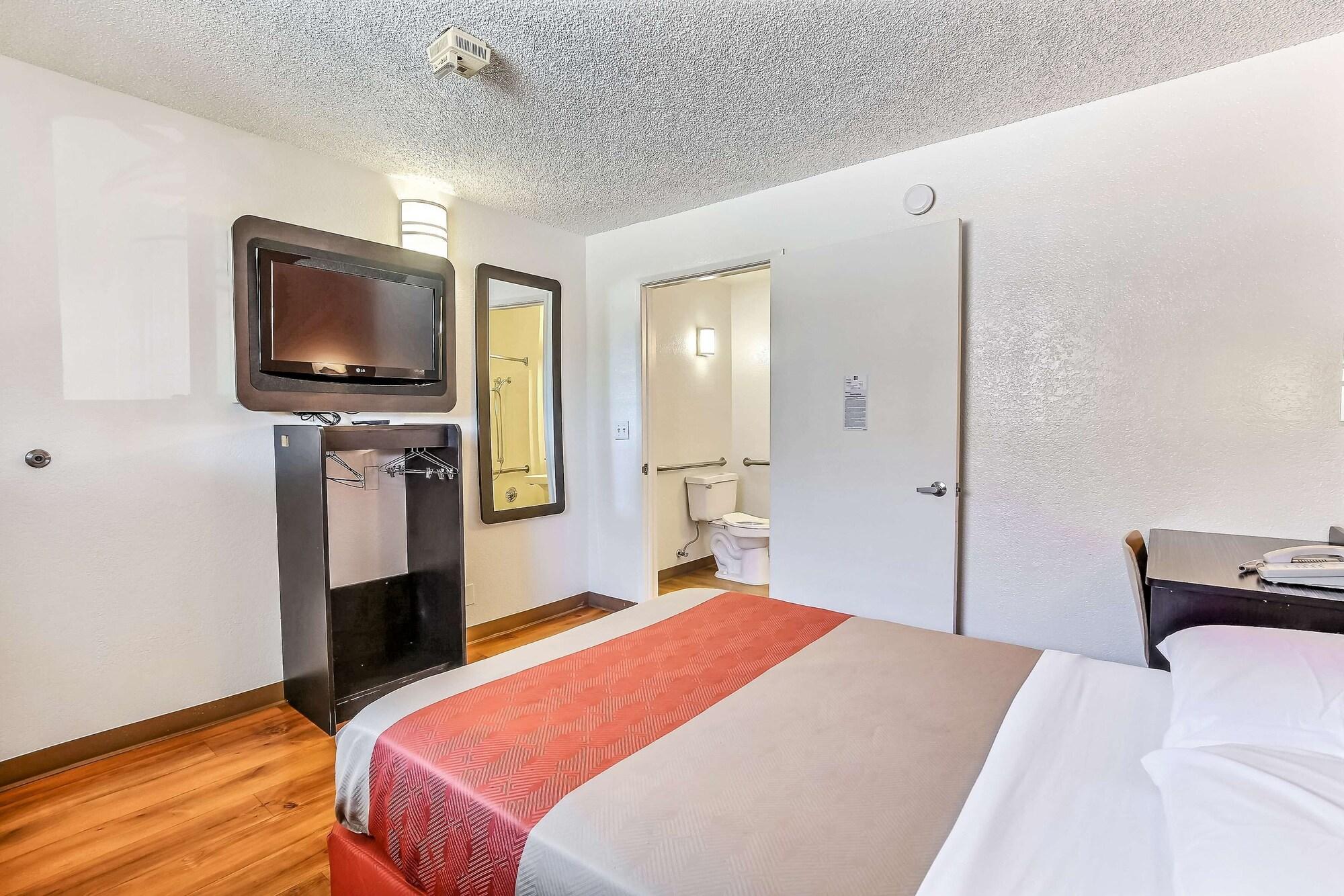 Motel 6-Oakland, Ca - Airport Экстерьер фото