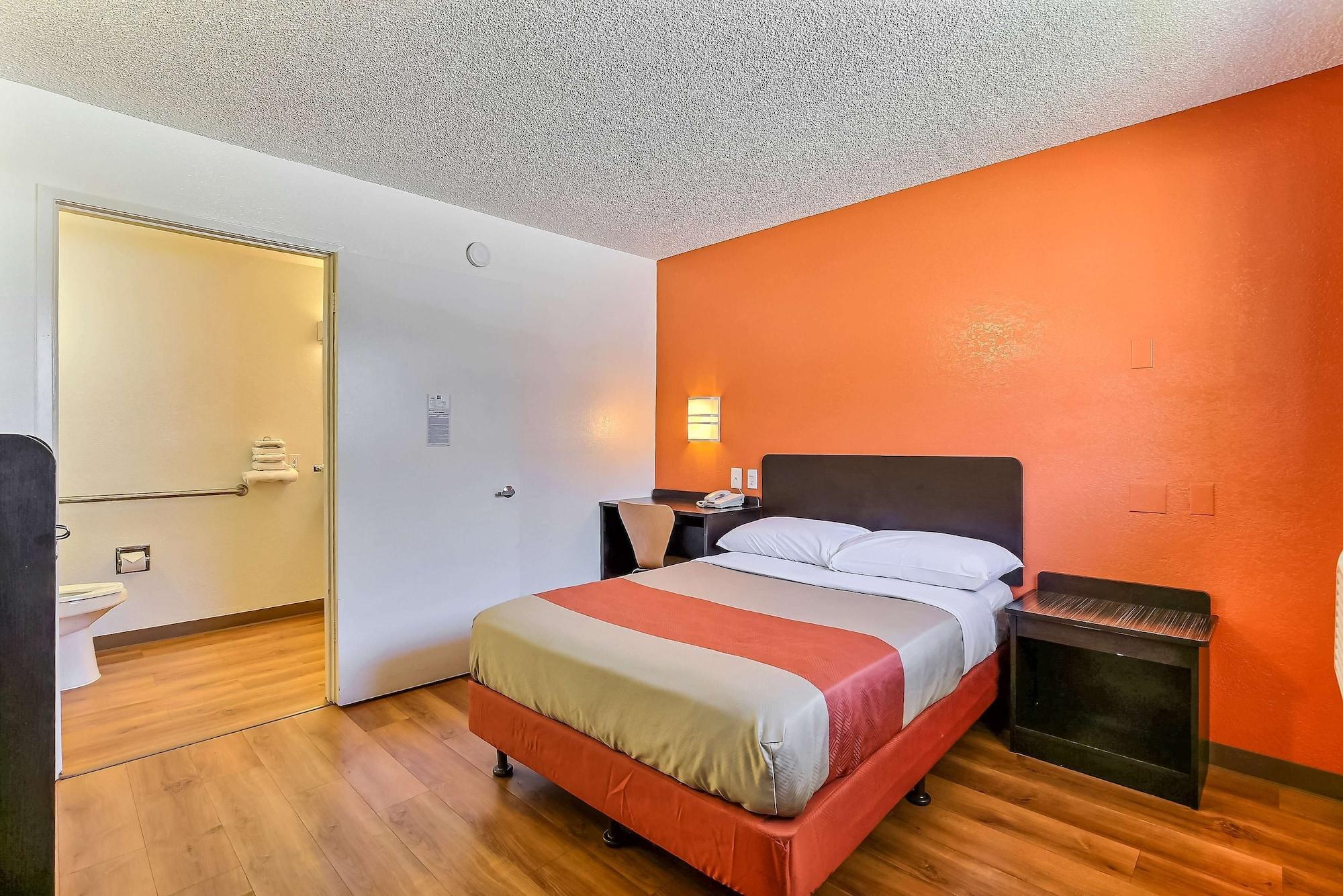 Motel 6-Oakland, Ca - Airport Экстерьер фото