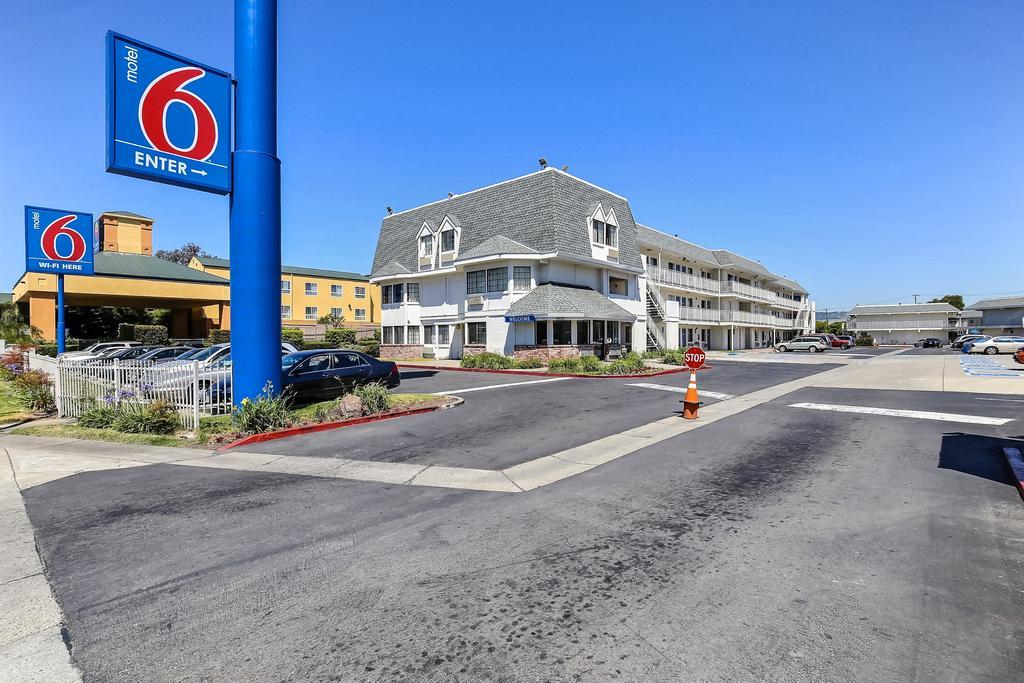 Motel 6-Oakland, Ca - Airport Экстерьер фото