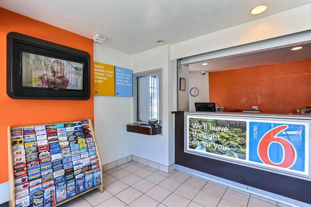 Motel 6-Oakland, Ca - Airport Интерьер фото