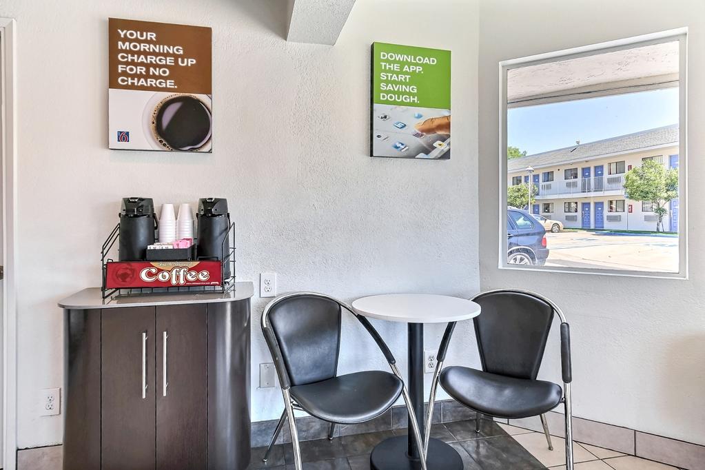 Motel 6-Oakland, Ca - Airport Интерьер фото
