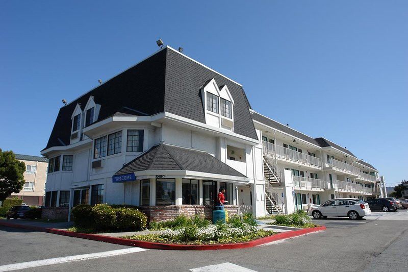Motel 6-Oakland, Ca - Airport Экстерьер фото